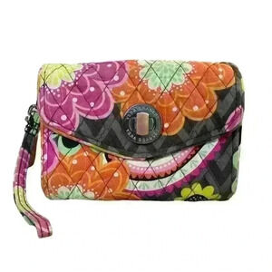 Vera Bradley Quilted Wallet with Bronze colored Twist Closure 4.5” X 6”